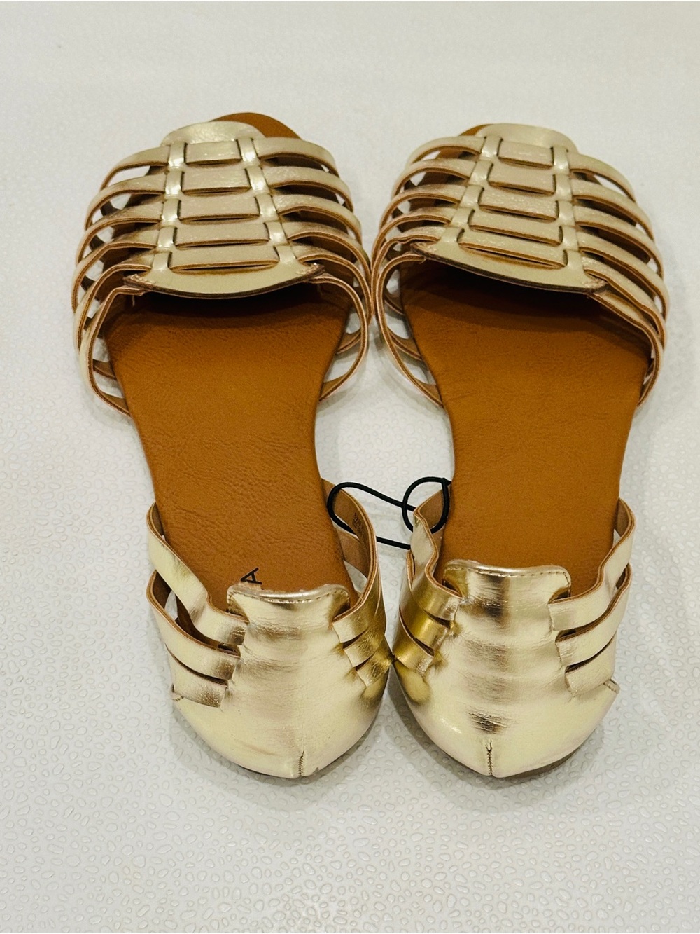 🔥Arizona Jean Company Women's Gold Woven Open-Toe Sandals🌻 - Picture 8 of 8